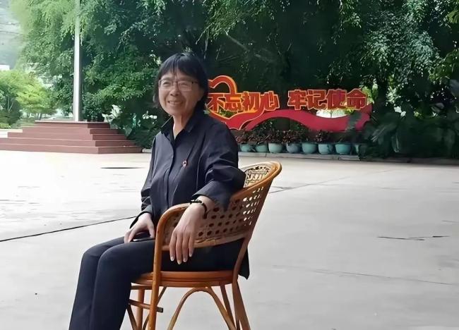 张桂梅的14届毕业生同台一下泪目 教育改变命运