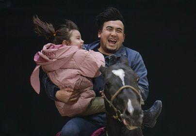 年终报道·感动2024丨这些瞬间记录下美好与感动