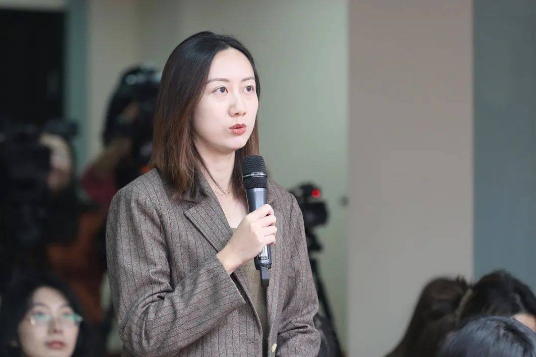 商务部2月6日召开例行新闻发布会
